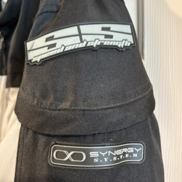 Speed & Strength Large Motorcycle Gear Jacket- Excellent quality & Condition - Picture 5 of 5